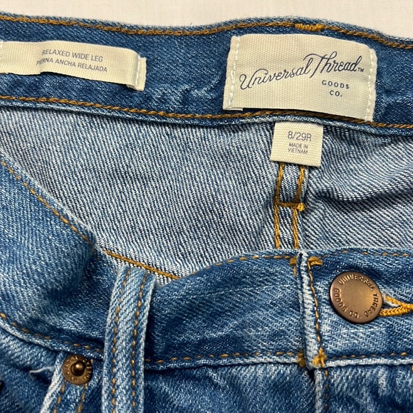 P22- NWT Universal Thread Women High-Rise Relaxed Wide Straight Leg Jeans -8/29R - Picture 7 of 12